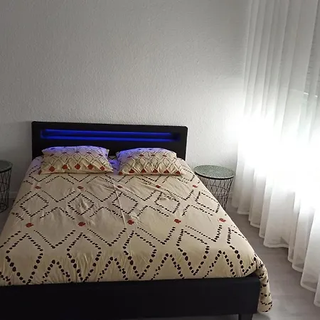 M & L Apartment